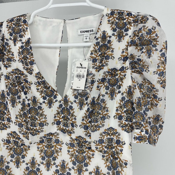 EXPRESS NWT PAISLEY PUFF SLEEVE FIT AND FLARE DRESS WHITE GOLD BLUE XS - Picture 4 of 9